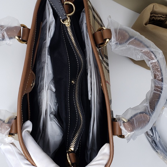 Burberry Horseferry Satchel Bag NWT - Picture 6 of 8